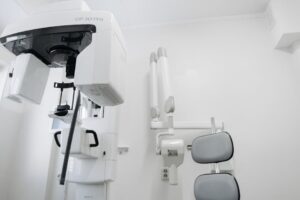 Uređaj za dentalno snimanje i stolac u ordinaciji